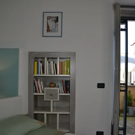 Mirabelle ベッド・アンド・ブレックファスト 3*